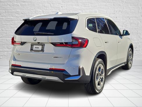 New 2026 BMW X1 xDrive28i w/ Convenience Package image 4