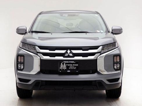 Used 2025 Mitsubishi Outlander Sport AWD image 5