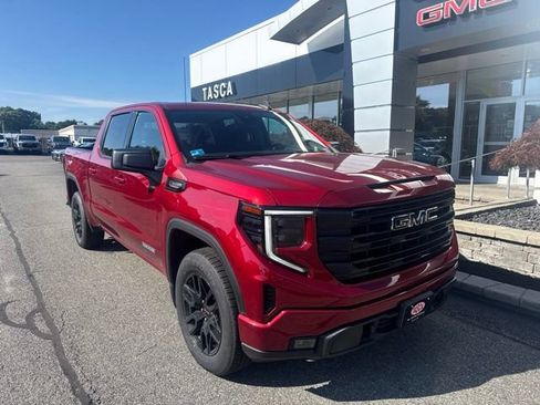 Used 2023 GMC Sierra 1500 Elevation AWD/4WD image 1