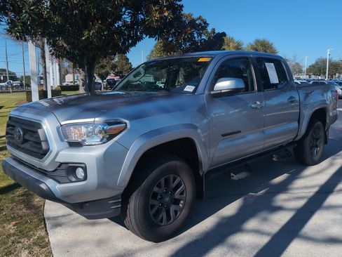 Used 2023 Toyota Tacoma SR5 image 5