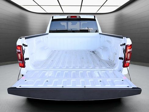 Used 2023 RAM 1500 Limited w/ Body Color Bumper Group AWD/4WD image 9