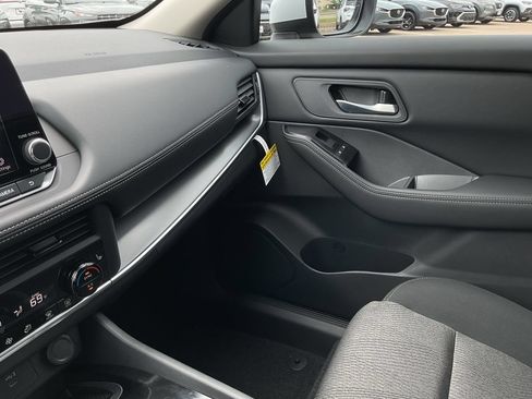 New 2026 Nissan Rogue SV w/ Cold Weather Package FWD image 34