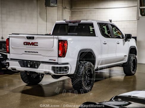 Used 2023 GMC Sierra 1500 AT4 w/ AT4 Premium Package image 8
