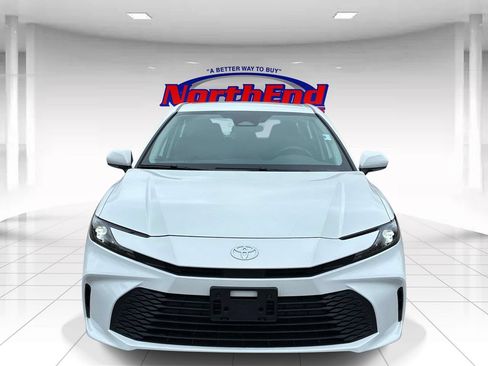 Used 2025 Toyota Camry LE FWD image 2