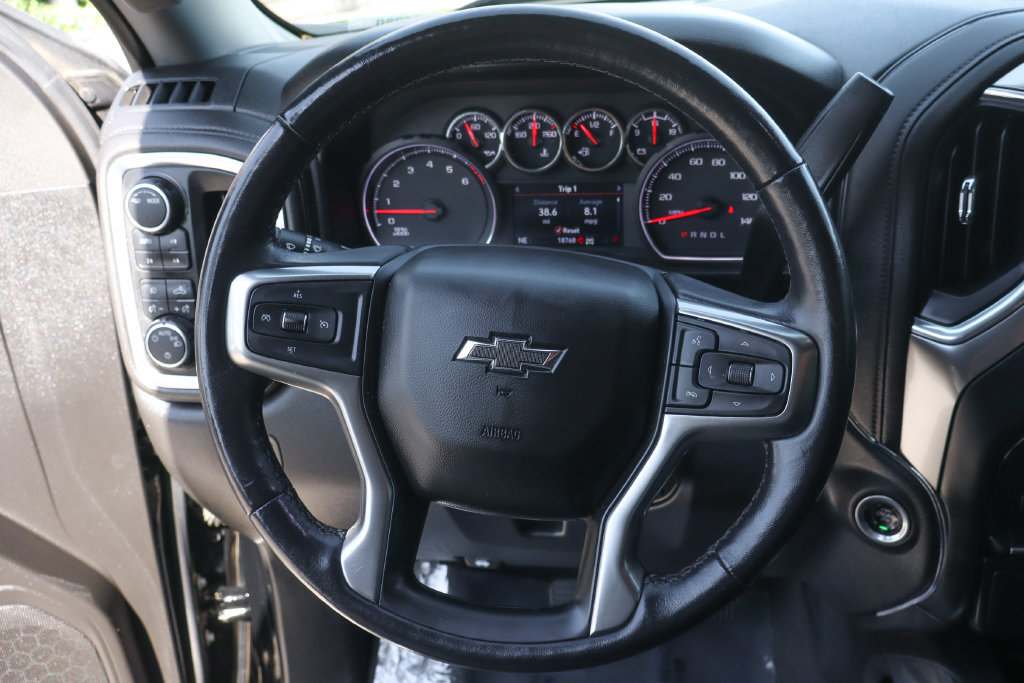 Used 2022 Chevrolet Silverado 1500 LT Trail Boss AWD/4WD image 26