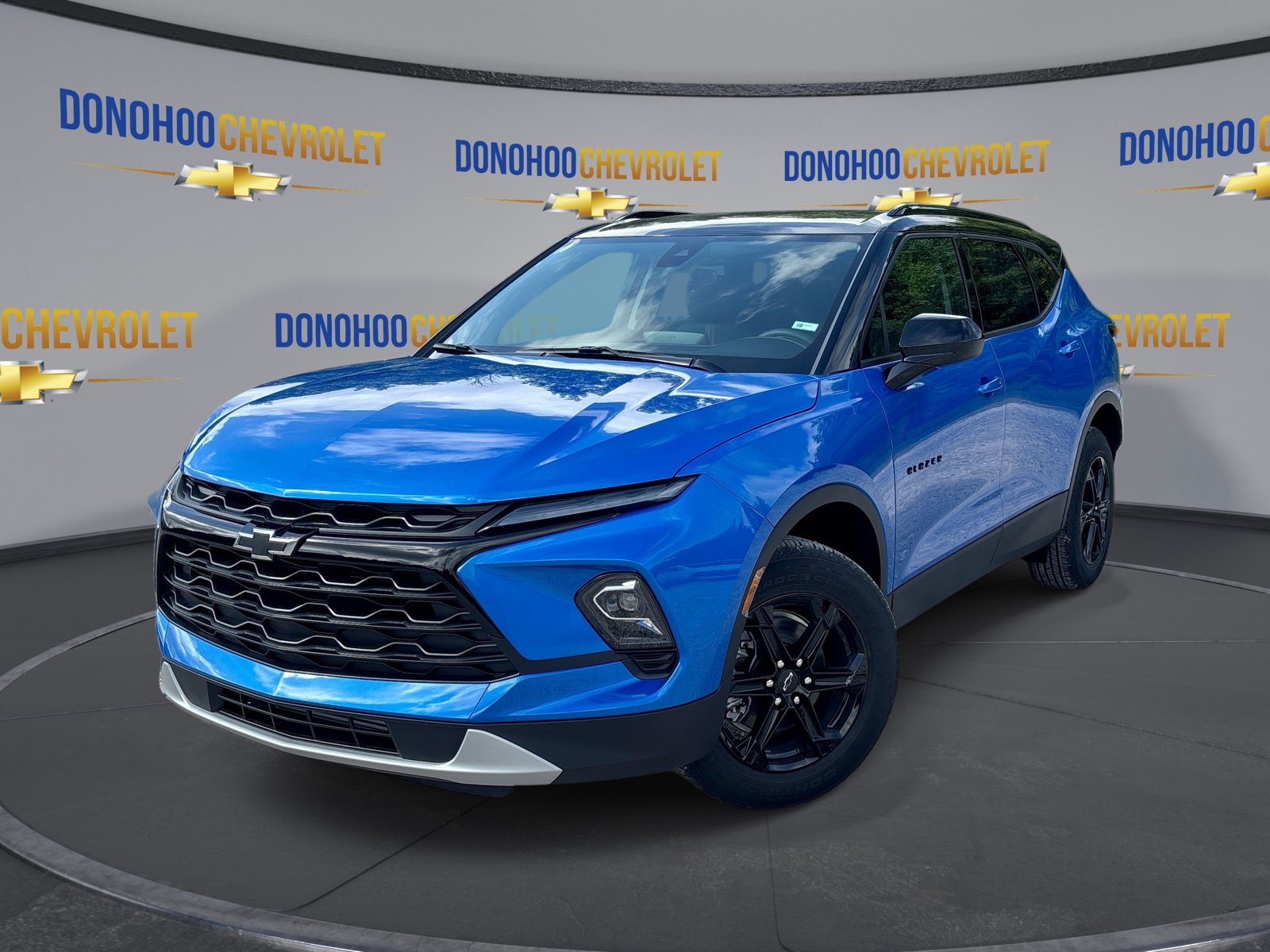 New 2026 Chevrolet Blazer LT w/ Midnight/Sport Edition FWD image 4