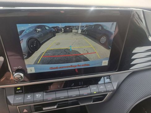 New 2026 Toyota Camry SE image 11