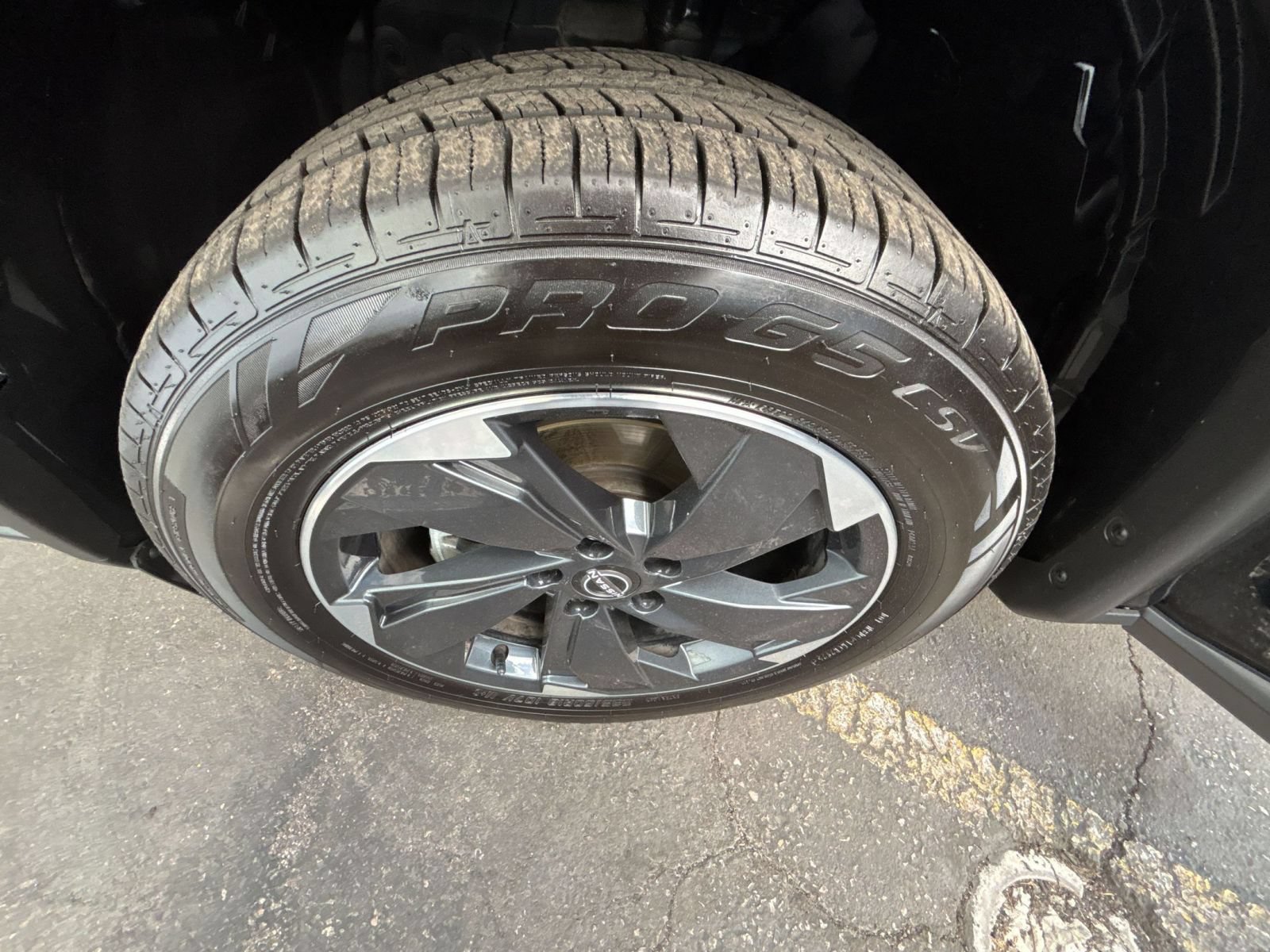 Used 2025 Nissan Rogue SV AWD/4WD image 35