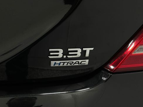 Used 2018 Genesis G90 3.3T Premium image 40