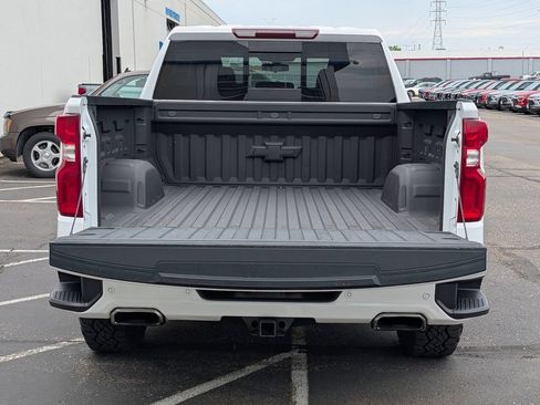 Used 2020 Chevrolet Silverado 1500 RST AWD/4WD image 7