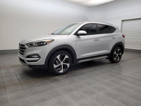 Used 2017 Hyundai Tucson Limited image 2