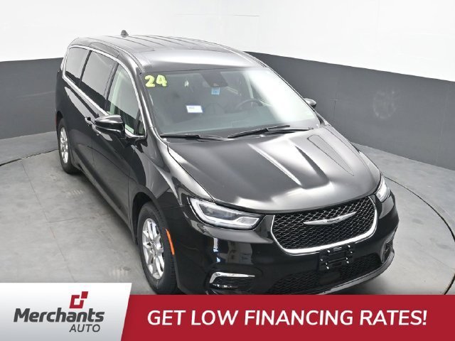 Used 2024 Chrysler Pacifica Touring-L FWD image 20