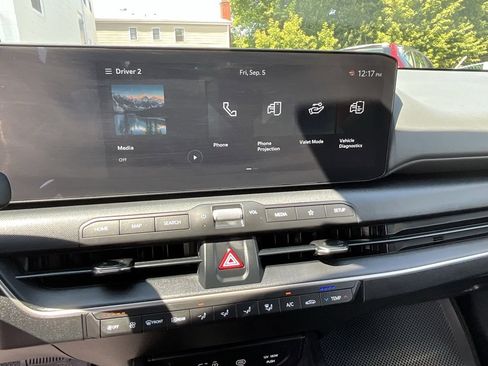 Used 2025 Kia K4 LXS image 16