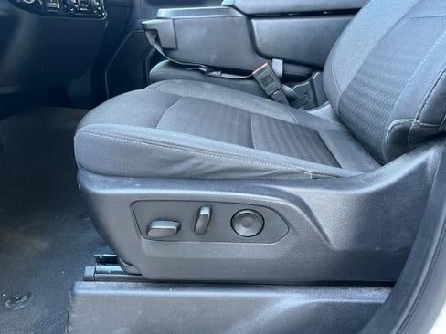 Used 2025 Chevrolet Silverado 1500 LT RWD image 17