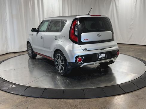 Used 2018 Kia Soul ! image 8