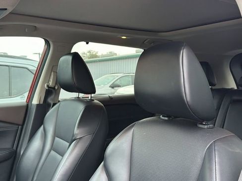 Used 2021 Nissan Rogue SV w/ Premium Package FWD image 10