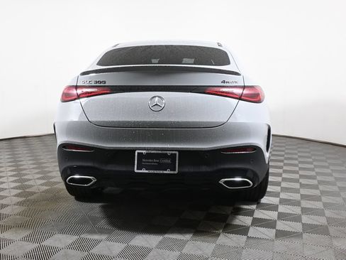 Certified 2025 Mercedes-Benz GLC 300 4MATIC image 6