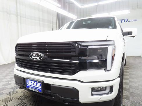 Used 2025 Ford F150 Platinum image 6