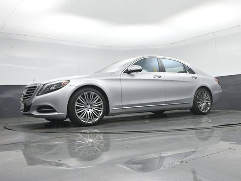 Used 2016 Mercedes-Benz S 550 4MATIC Sedan image 59