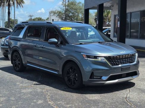 Used 2022 Kia Carnival SX FWD image 3