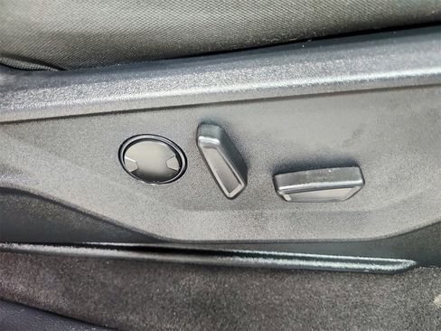 Used 2023 Ford F150 XLT w/ Equipment Group 302A High image 38