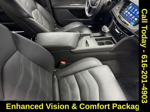 Used 2018 Cadillac CT6 Luxury image 4