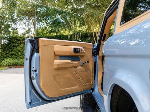 Used 2025 Ford Bronco Badlands AWD/4WD image 48