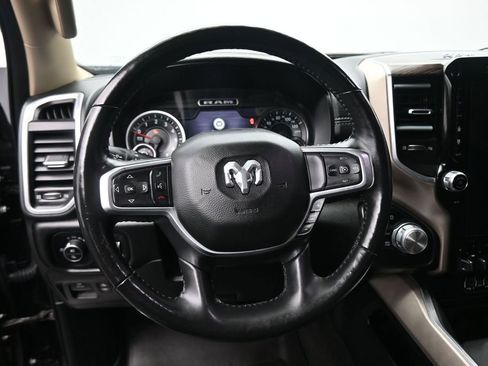 Used 2020 RAM 1500 Laramie AWD/4WD image 14