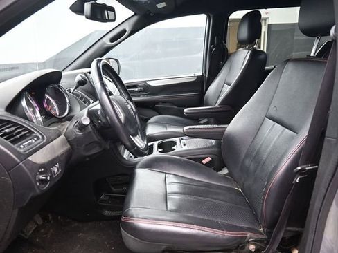 Used 2018 Dodge Grand Caravan GT image 13