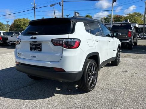 New 2026 Jeep Compass Limited AWD/4WD image 3