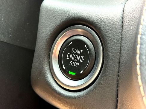 Used 2024 Chevrolet Suburban Premier RWD image 20