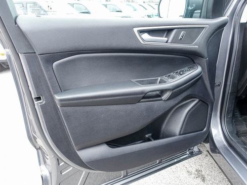 Used 2022 Ford Edge SEL w/ Convenience Package image 13