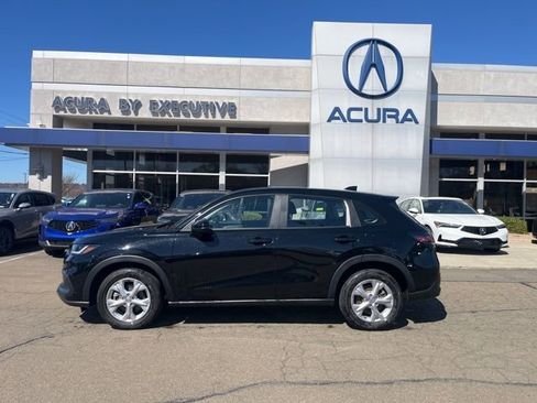 Used 2024 Honda HR-V LX image 3