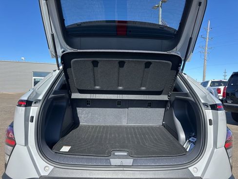 Used 2025 Hyundai Kona SEL image 13