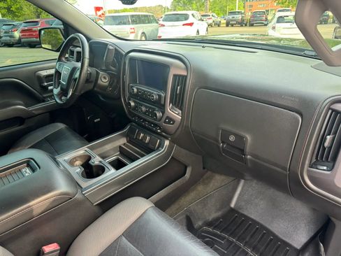 Used 2017 GMC Sierra 1500 SLT image 28