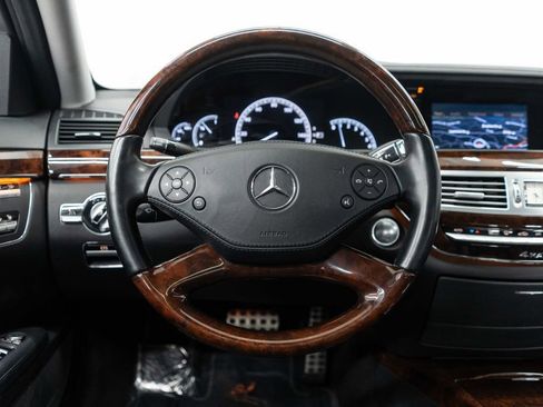Used 2013 Mercedes-Benz S 550 4MATIC image 20