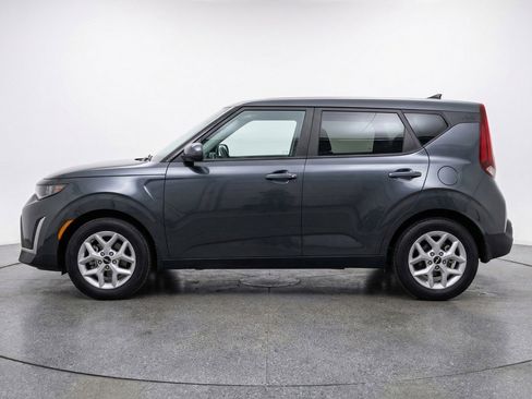 Used 2025 Kia Soul LX w/ LX Technology Package image 5