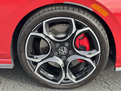 Used 2025 Volkswagen GTI Autobahn image 11