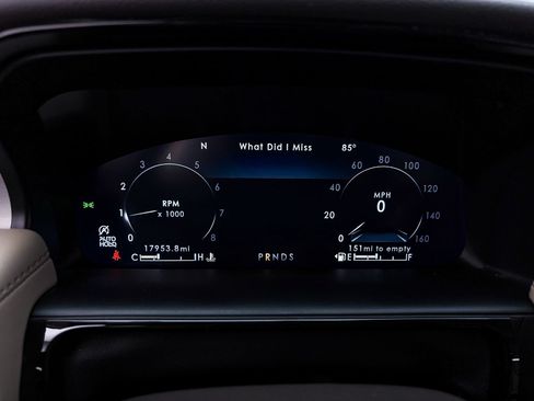 Used 2023 Lincoln Nautilus FWD w/ Premium Package image 31