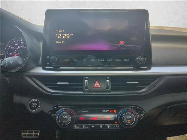 Used 2023 Kia Forte GT-Line w/ GT-Line Technology Package FWD image 15