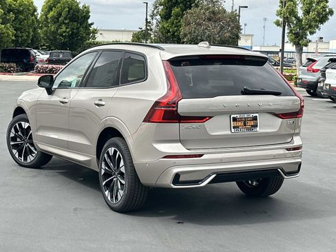New 2026 Volvo XC60 B5 Plus w/ Climate Package image 5