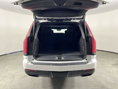 Used 2025 Cadillac Escalade ESV Sport Platinum image 27