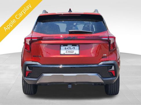 Certified 2025 Kia Seltos X-Line AWD/4WD image 3