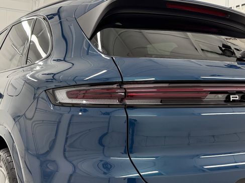 New 2026 Porsche Cayenne E-Hybrid image 18