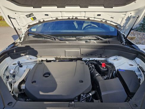 Used 2025 Volvo XC90 B6 Plus w/ Protection Package Premier image 36