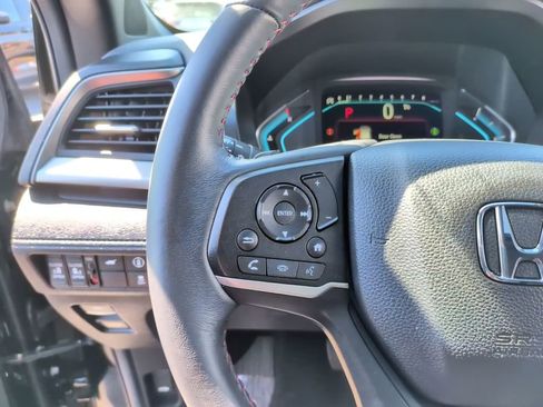 Used 2024 Honda Odyssey Sport image 21