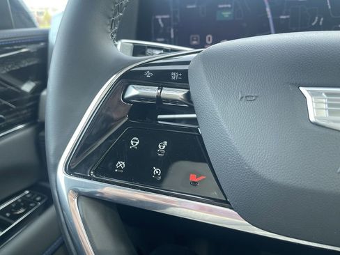 Used 2025 Cadillac Escalade IQ Sport 1 w/ Smart Trailering package image 11