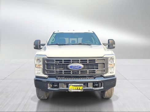 Used 2023 Ford F250 XL AWD/4WD image 6