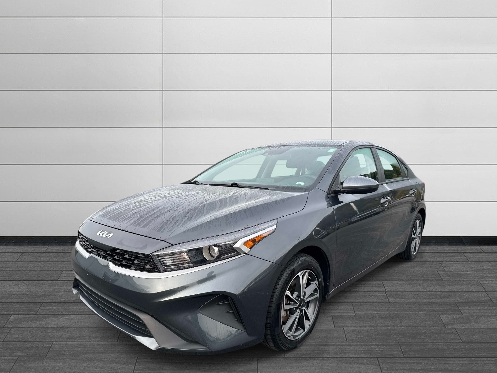 Used 2023 Kia Forte LXS FWD image 7