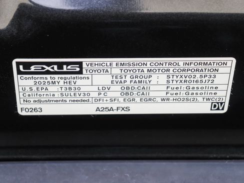 Certified 2025 Lexus ES 300h w/ Luxury Package FWD image 29